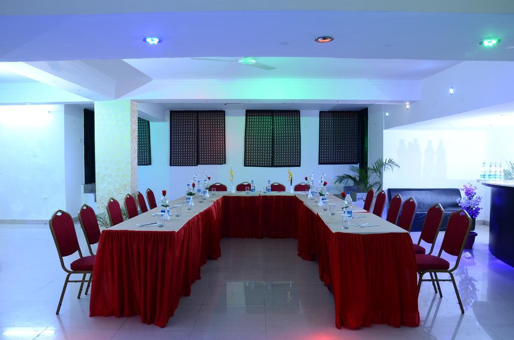 Hotel Global Radiance Neu-Delhi Exterior foto
